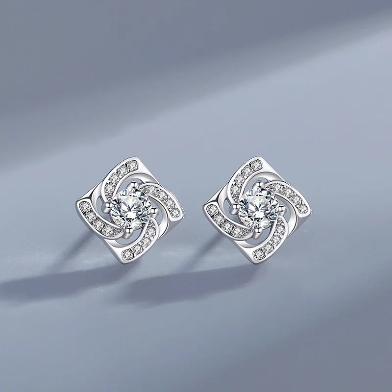 

S999 pure silver earrings for female minority design sense 2022 new style earrings square hollow zircon earrings ins style