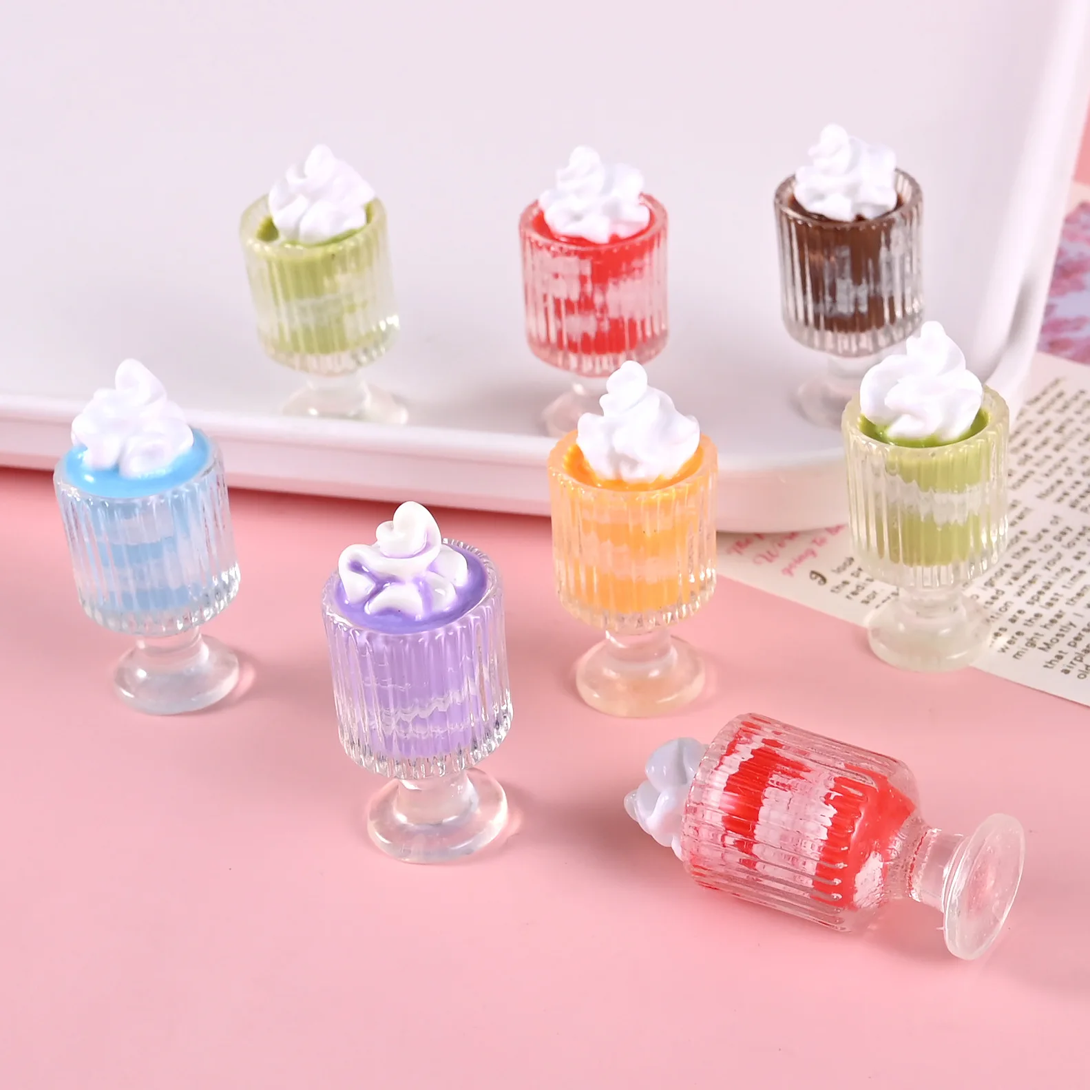 Dollhouse 2pcs Mini Ice Cream Milk Tea Cup Drink Model Resin DIY Dollhouse Food Play Home Decor Decoration Doll Accessories