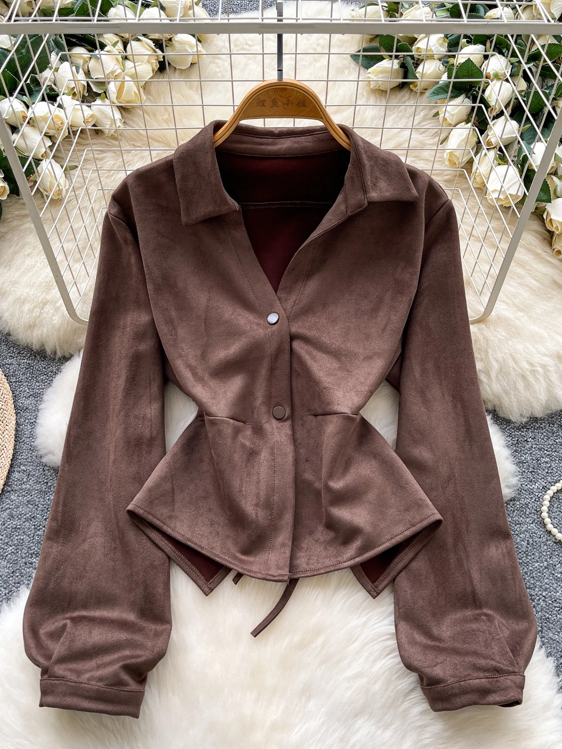 

2026 New Autumn Women Fashionable Turndown Collar Long Sleeve Velvet Shirt Back Hollow Out Bandage Slim Solid Shirt Tops