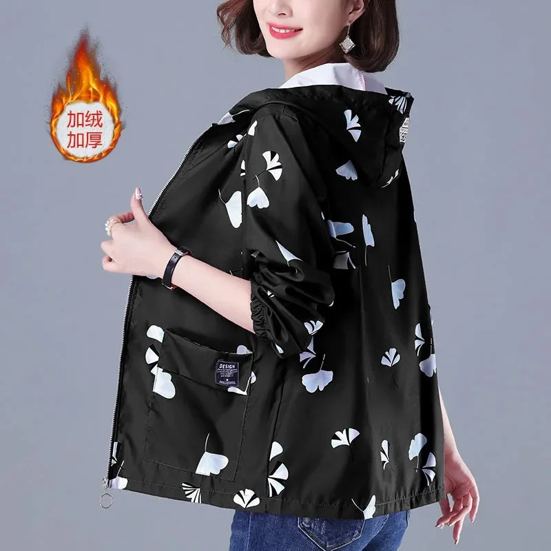 

Hooded Jacket Women's Female 2025 Spring Autumn New Windbreaker Coat Middle-Aged Mother Outerwear Printed Plus Size 5XL Outcoat