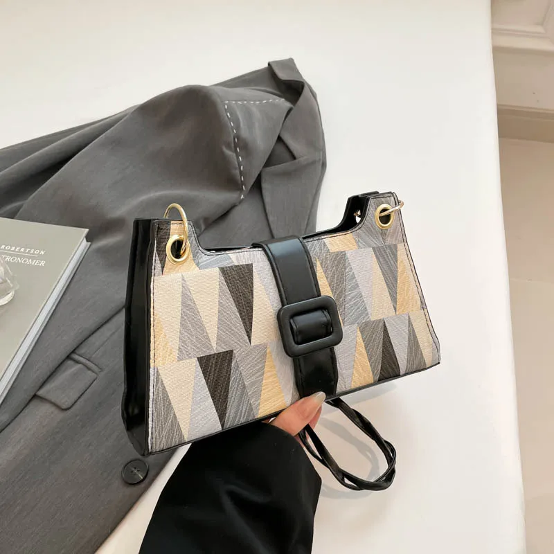 Trendy Color Block Crossbody Bag 2025 New for Women, Lightweight Chain Strap Shoulder Purse, Casual Small Bag for Daily Use