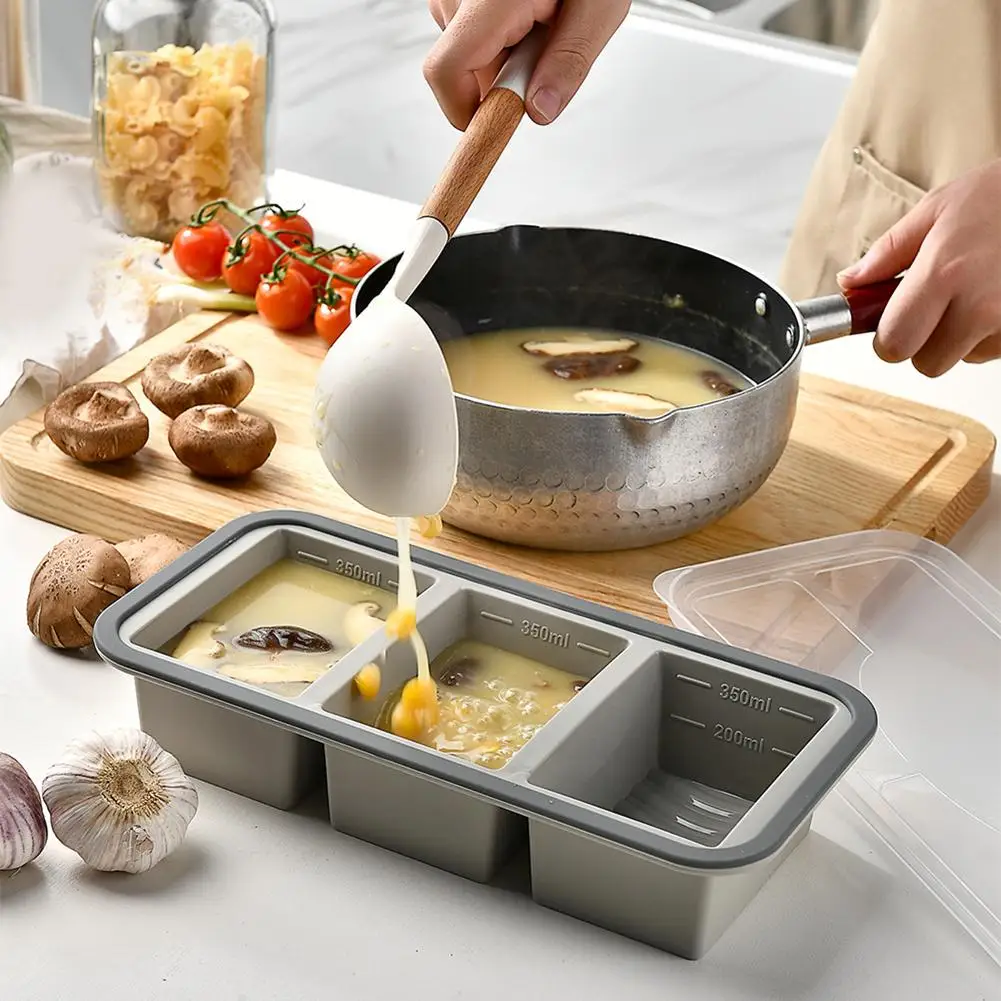 Freeze Preservation Giant Large Silicone Ice Cube Tray With Lid Food Storage Container Baking Kitchen Tools