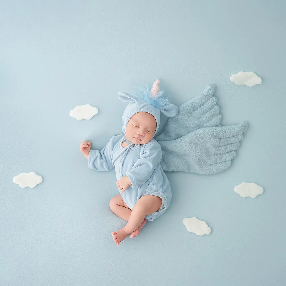 Unicorn Themed Newborn Photography Props Baby Unicorn Costume Set Pegasus Posing Pillow Angel Wings Cloud Decor for Studio Photo