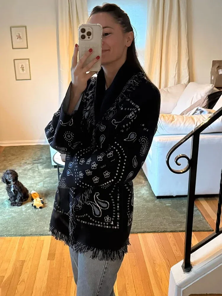 المرأة الخامس الرقبة شرابة سترة شيك المرقعة ملابس منقوشة بكم طويل ملابس خارجية فضفاضة موضة الخريف اليومية تخفيف الشارع بالأزرار