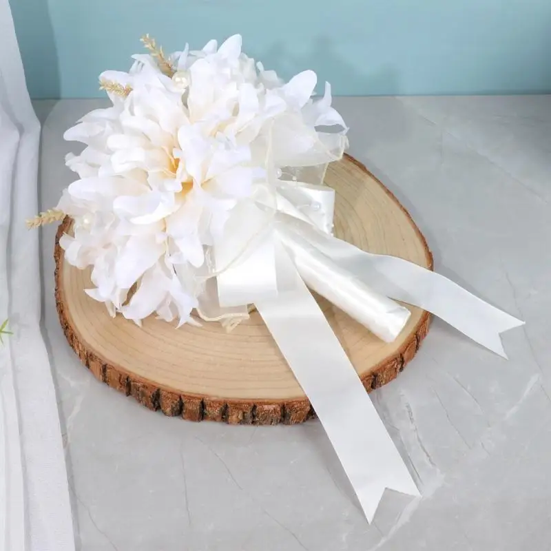 

Q22D Artificial Flower Bridal Bouquet Wedding Ceremony Handheld Flower Photo Props