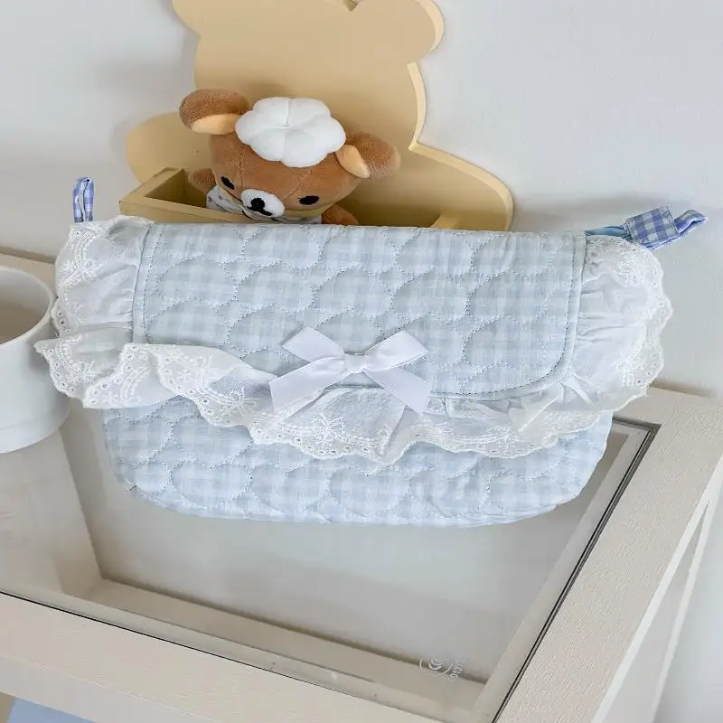 

Cute Lace Crossbody Bag Sweet Heart Fresh Fashionable Lining Internal Compartment For Outdoor Storage Use