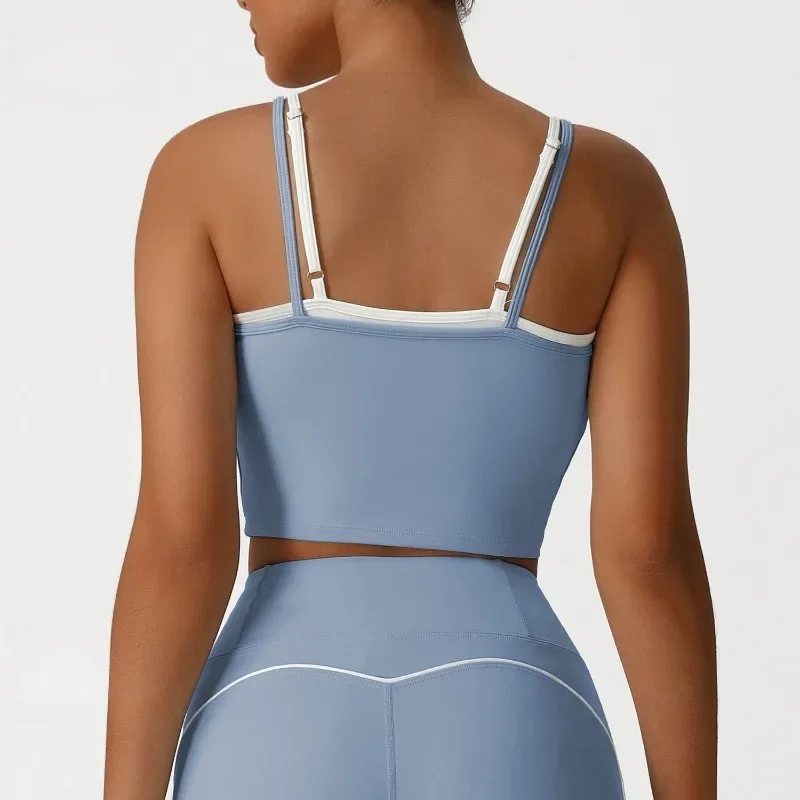 سترة يوجا نسائية بدون خياطة - قطعتين مزيفة مع حمالة صدر رياضية مبطنة قابلة للإزالة بدون ظهر وقابلة للتمدد والجري واللياقة البدنية بدون أكمام