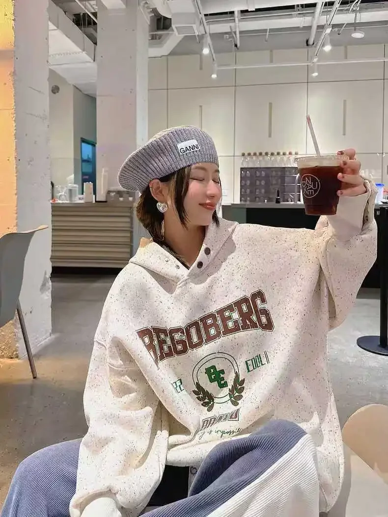 

Light Gray Velvet Winter Tops Button Hoodies Unisex Lovers College Style Sweatshirt American Retro Letter Print Casual Y2k Tops