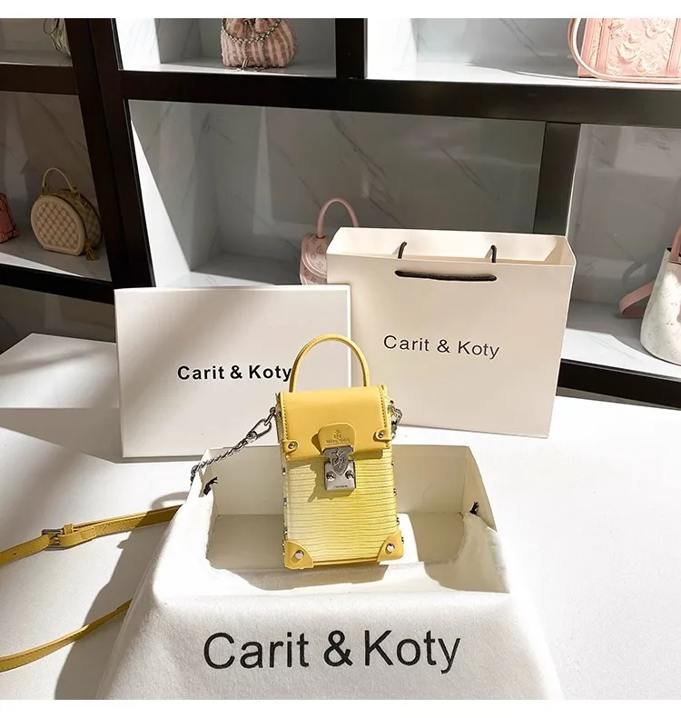 

High Quality Fashion Chain Striped Yellow Mobile Phone Bag Women Handbag Textured Clutch Purse Shoulder Crossbody Bag