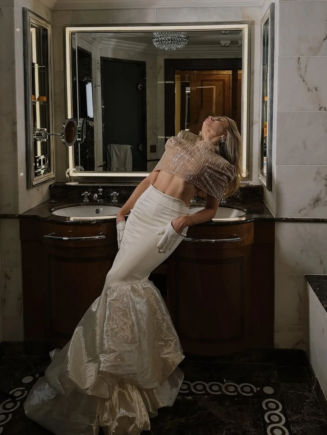 Elegante Fischschwanzröcke mit hoher Taille, luxuriöser Satin-Rock für Hochzeitsgäste, Abschlussball-Abend-Outfit, Meerjungfrau, geschwollene lange Damenmode 2026