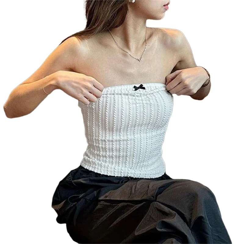 

Casual Strapless Vest Enjoy a Relaxed and Fashionable Look with This Casual Vest Suitable for Various Occasions 066C