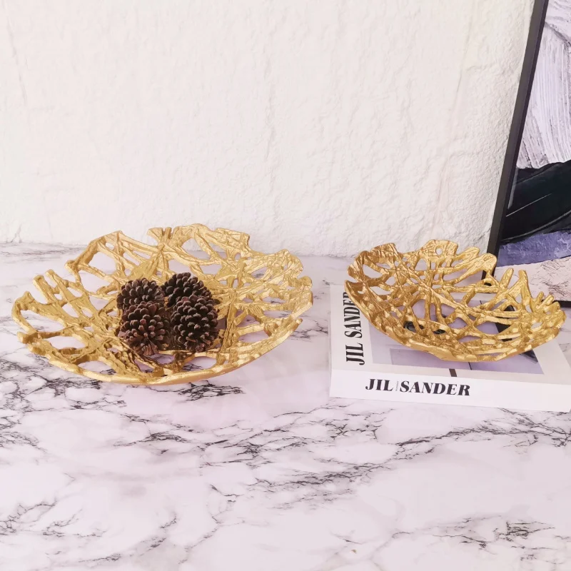 Metal storage fruit tray ornament for coffee table, dining room, living room, hotel, home desktop decoration, wholesale iron art