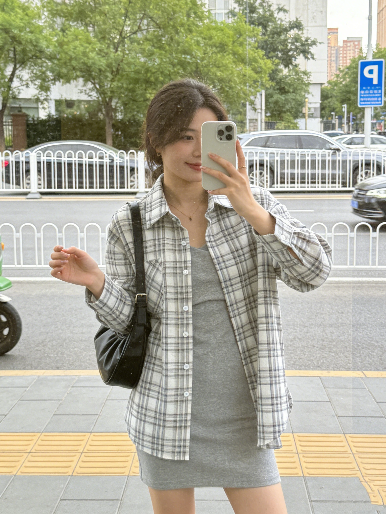 

Gray Plaid Long Sleeve Women's Shirt Spring Outerwear Open Cardigan Loose Lazy Style Blouse Overalls Sweet Style Japanese