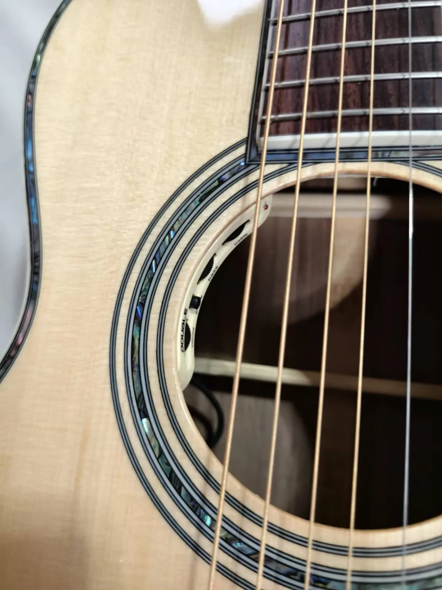 جيتار صالون 12 فريتس، جيتار مفتوح الرأس، جيتار كهربائي صوتي مخصص OO #1