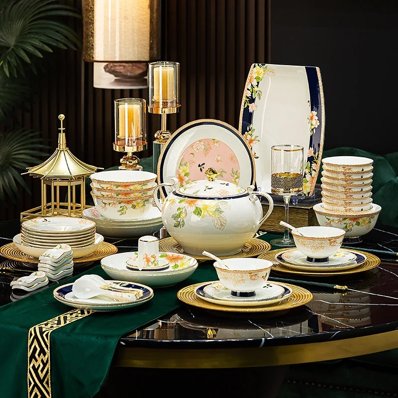 

Jingdezhen High End Bone Porcelain Tableware Bowl and Plate Set, Gold Edge Bowl and Chopstick Combination