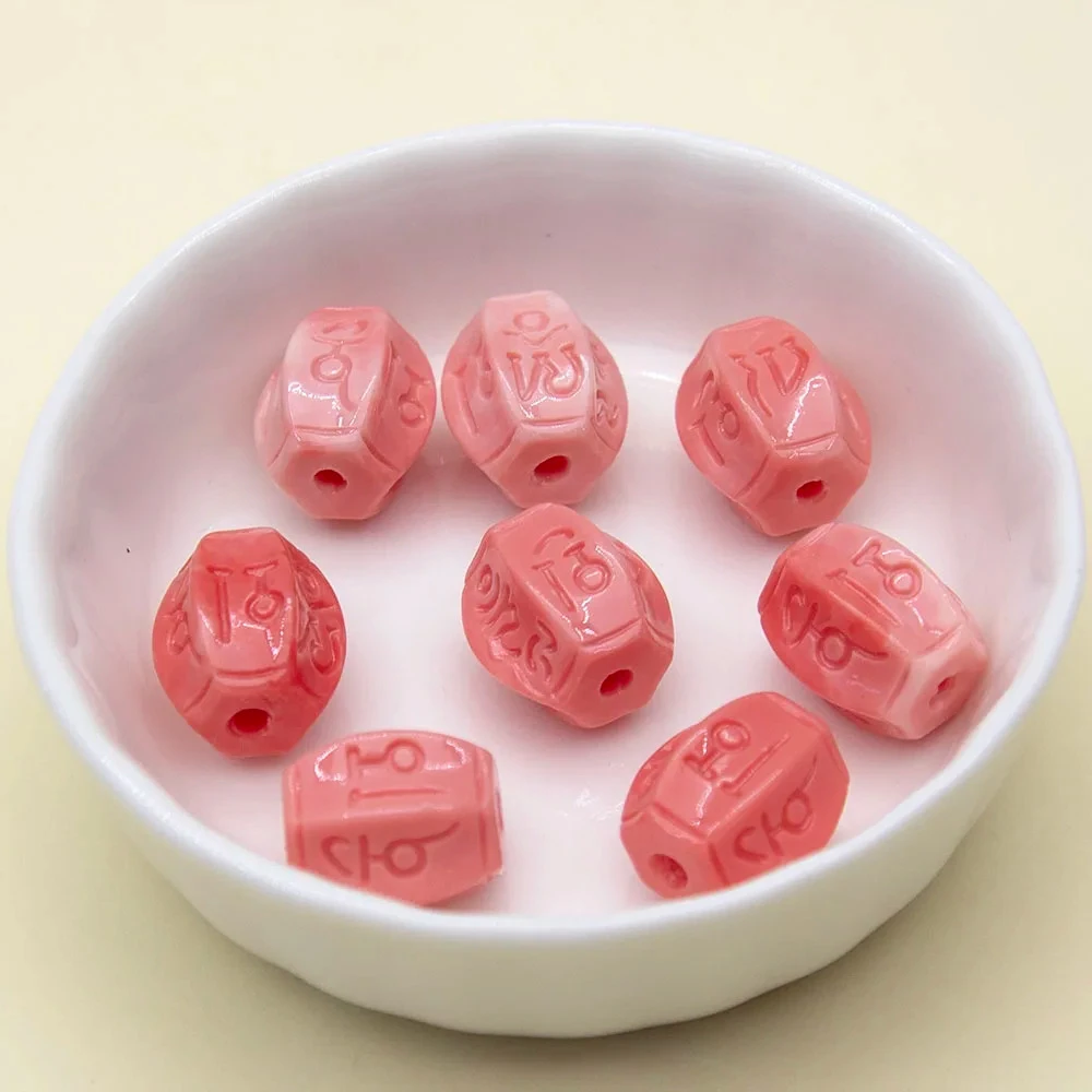 Hexahedron Shape 10…