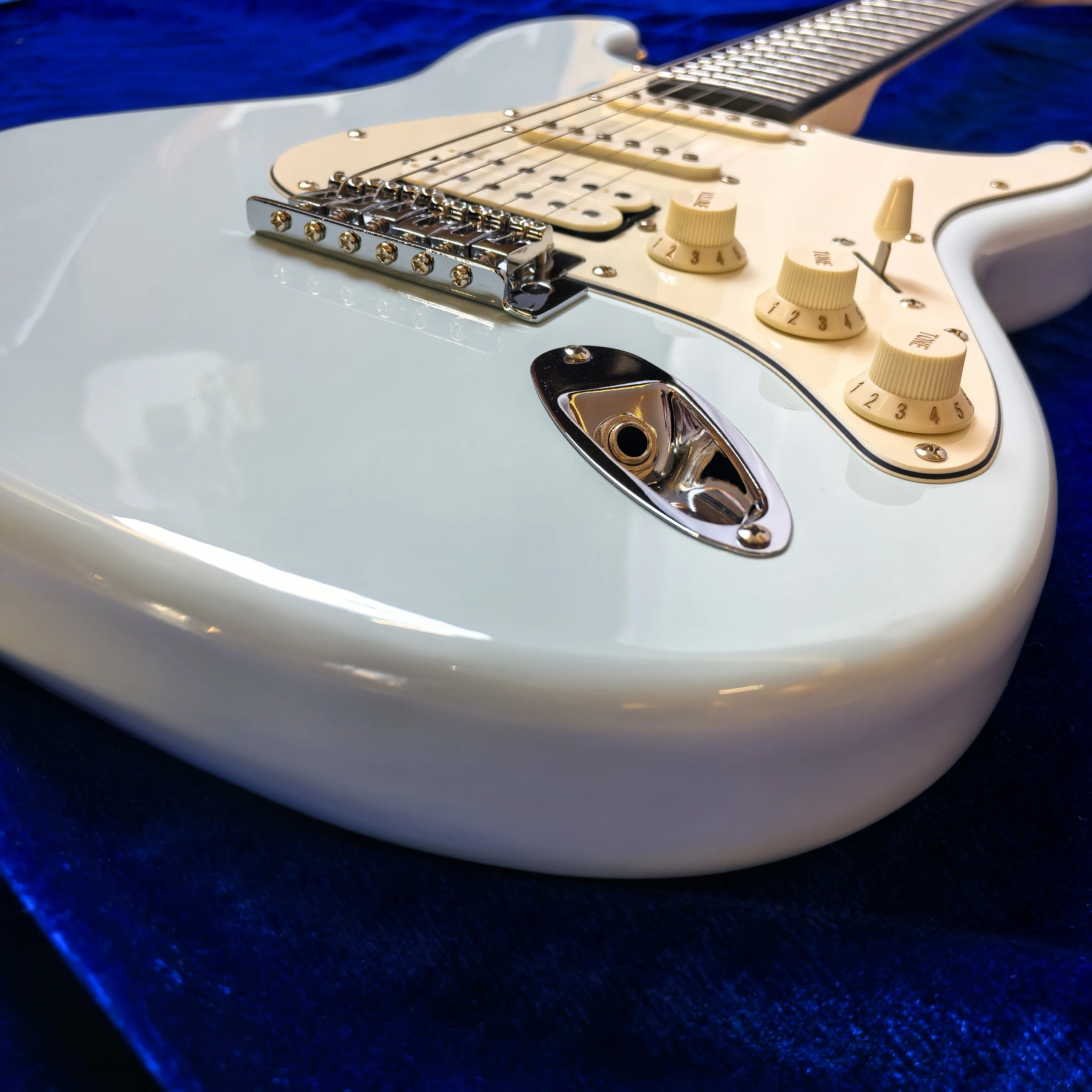 Customizable Color Classic 22-Tone 6-String Electric Guitar Wholesale Factory Direct Sale Ships upon Order