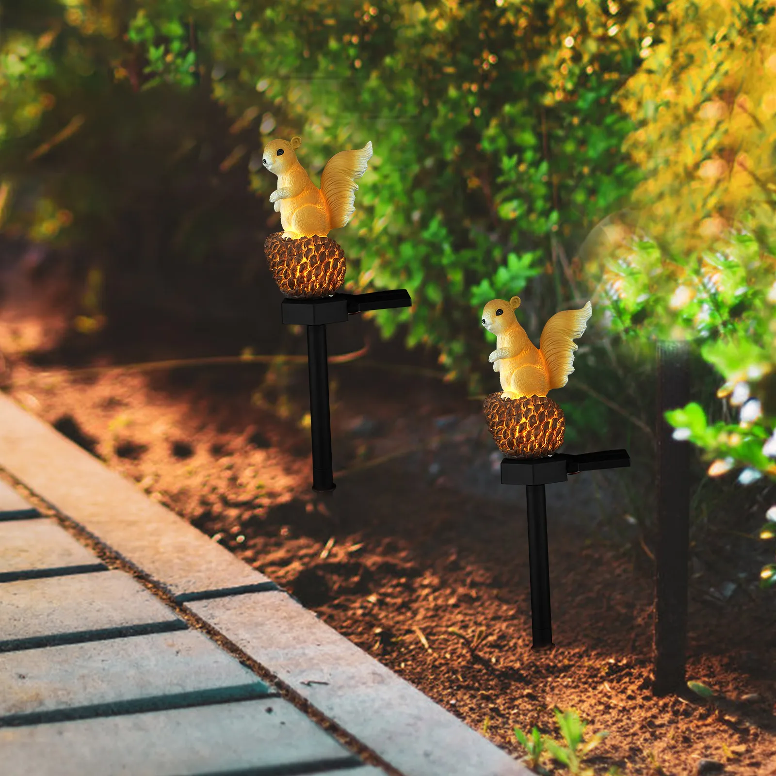 

Squirrel Resin Lamp Cartoon Design Solar Garden Light Water Resistant Durable Gentle Glow Outdoor Stake Hedgehog Shape Yard