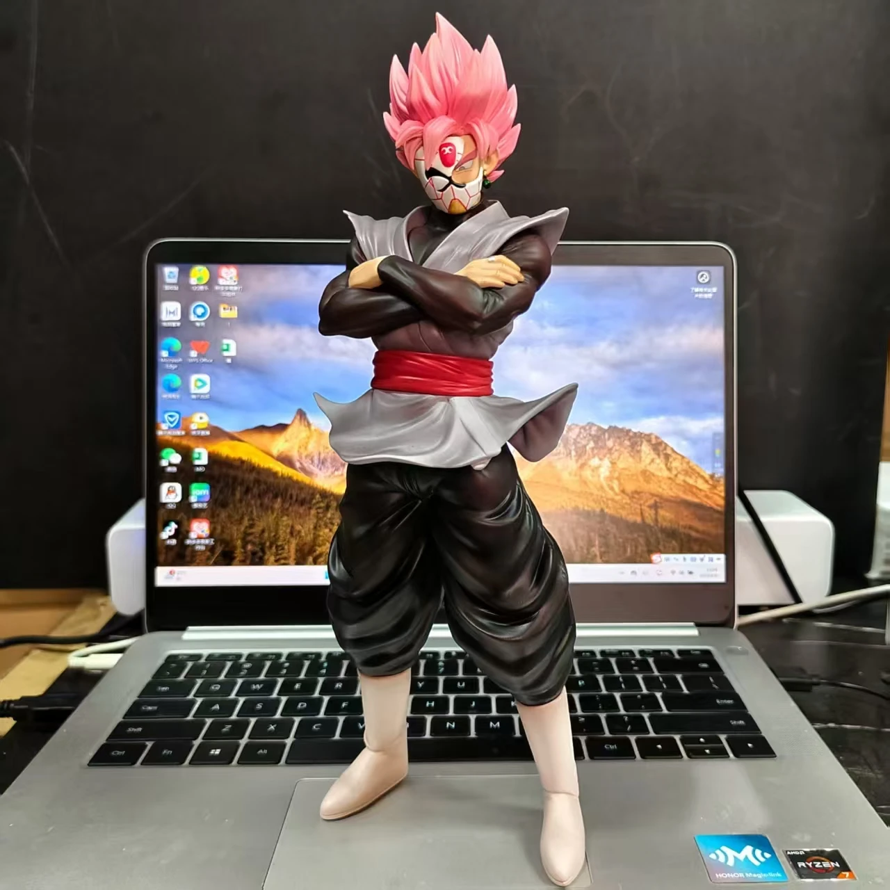 

27 см Dragon Ball Z Рисунок Super Saiyan Goku Black Zamasu Маска Фигурка ПВХ Модель Статуя Коллекция Украшения Игрушки Подарок