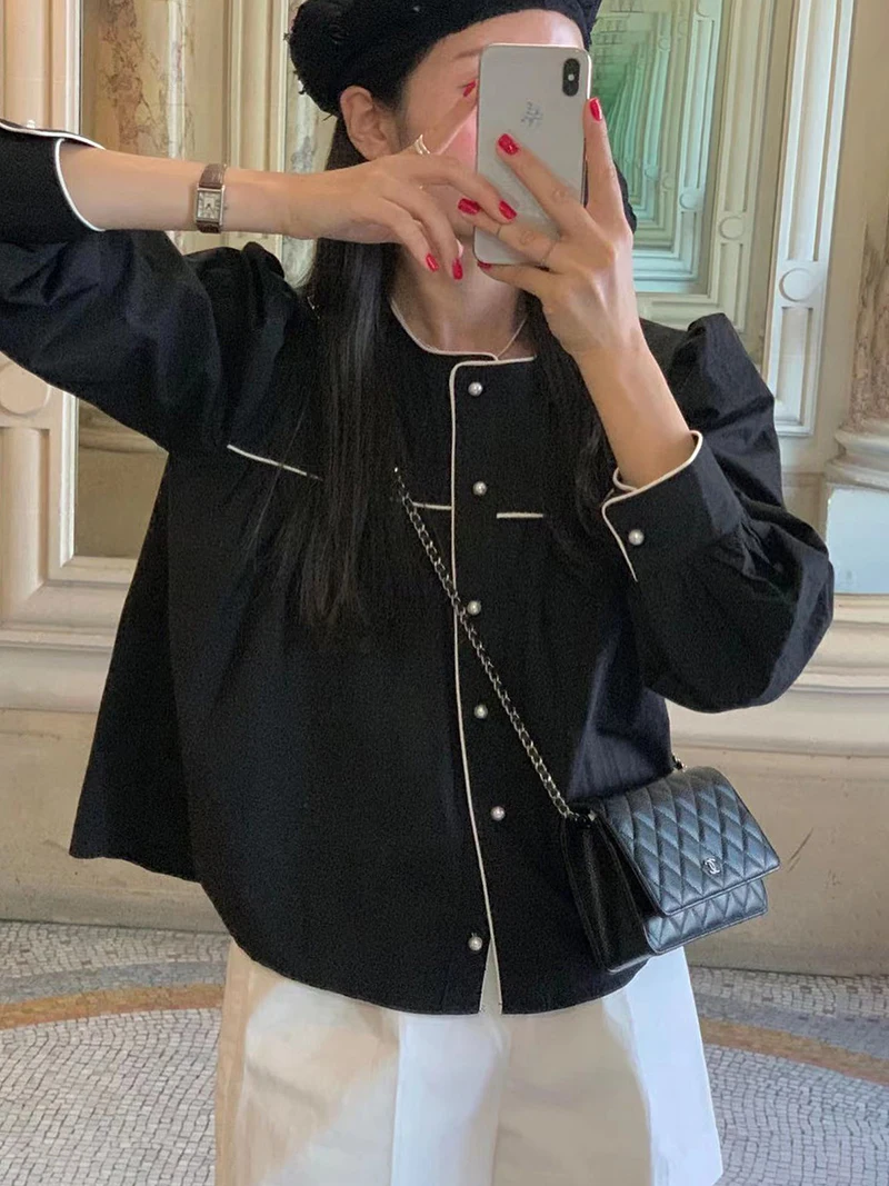 韓国風レディースゆったりバブルスリーブ、ラウンドネック、配色切り替え、ハイファッションセンセーション、シックなコート風スリーブ、ブラック