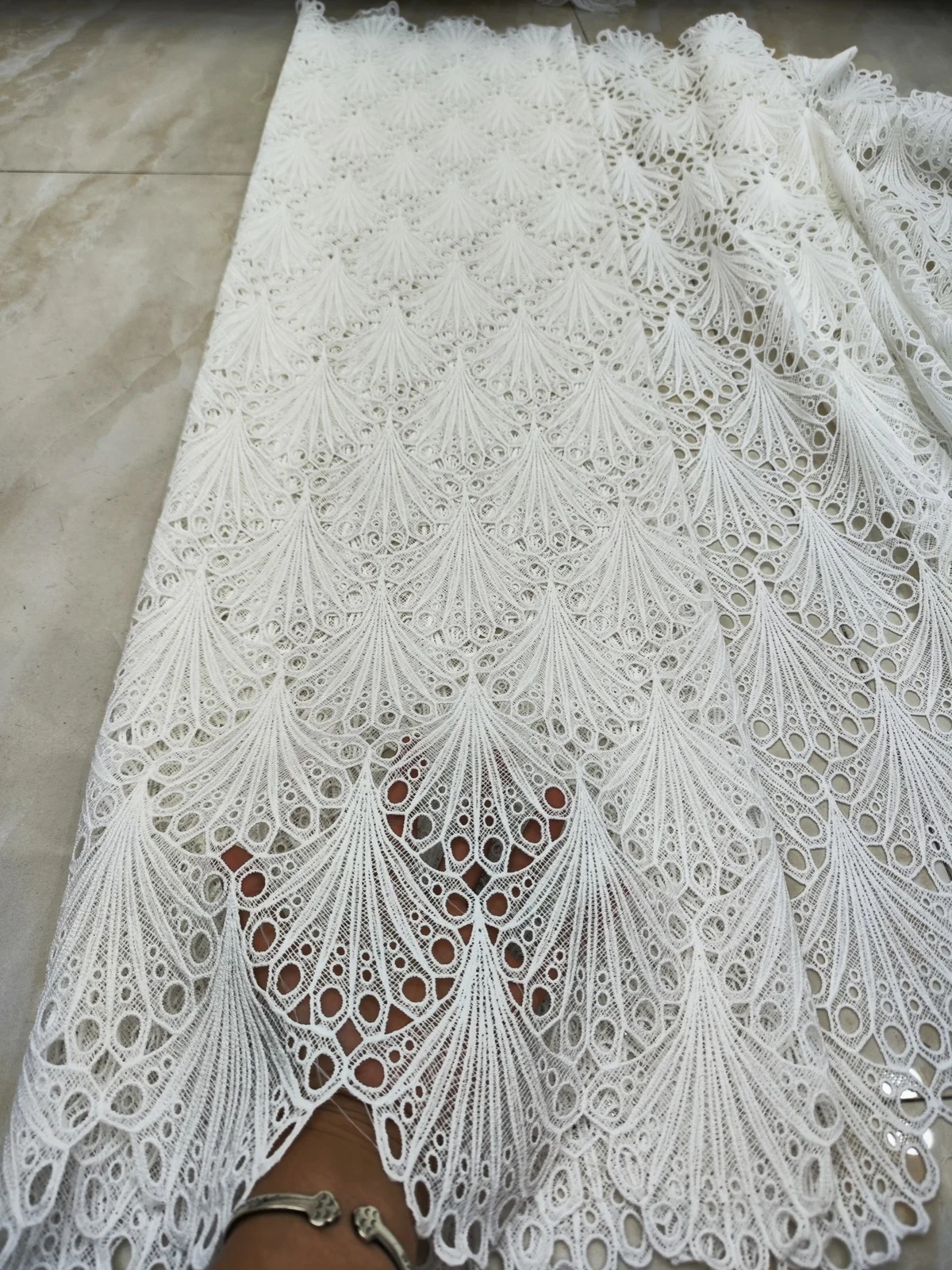 latest White African lace fabric 2023 high quality guipure lace fabric French Cord lace fabric for wedding party dress LJFT2306