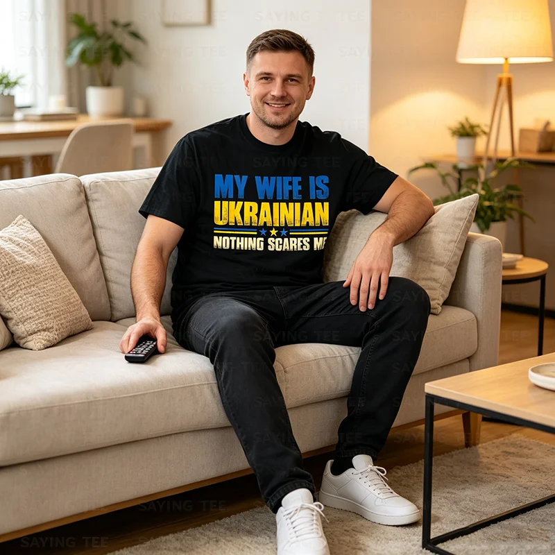 T-Shirt mit Aufdruck „Meine Frau ist Ukrainerin – Nichts macht mir Angst“ – Ukraina-Stolz-Flagge Y2K-Buchstaben Grafik-Slogan-T-Shirt – Herrenmode-Kleidung – Detail 3