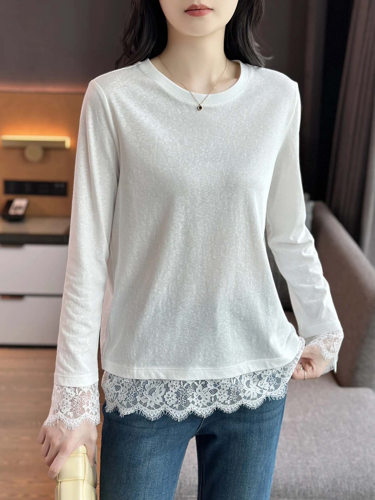 

Left Home Ele Lace Splicing White Cotton Long Sve round Ne T-irt Loose Casual Layering Base irt for Ladies