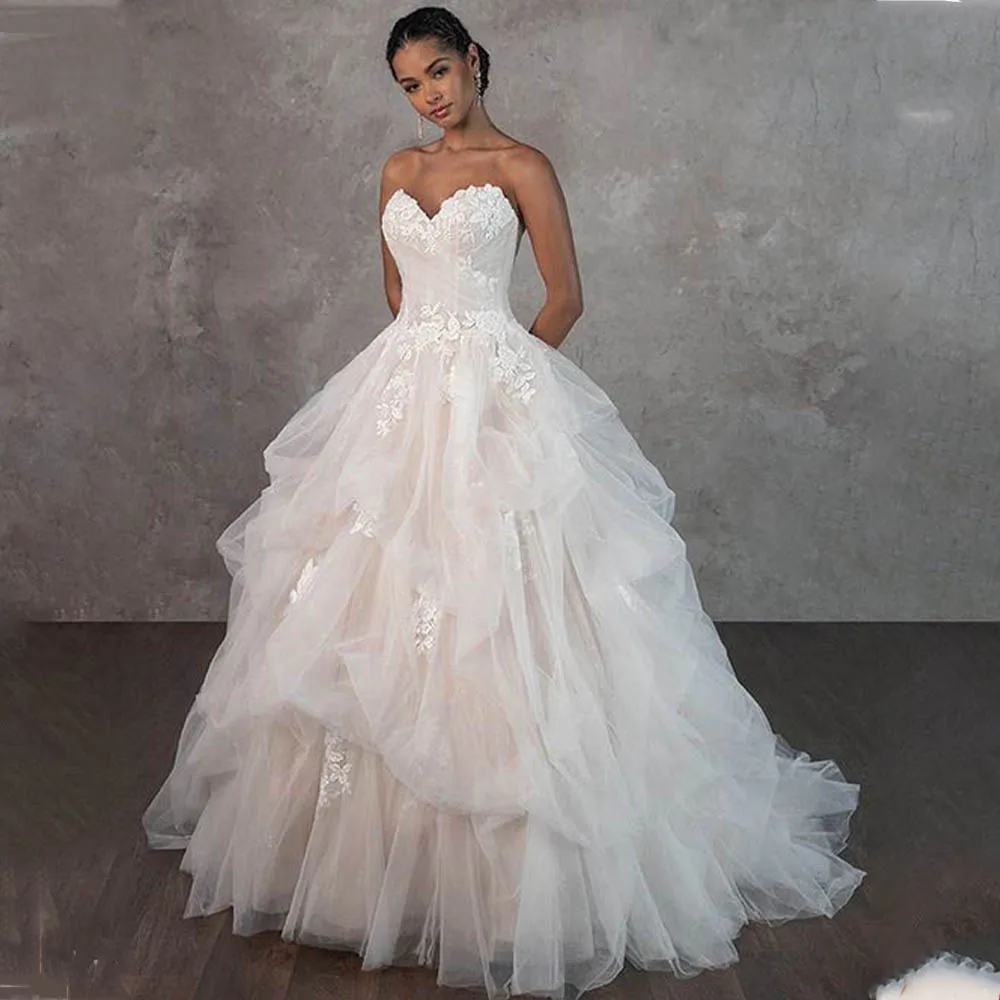 Customized Graceful Classic Chic Strapless Corset Bridal Dress Hand Lace Appliques Flowy Tiered Ruffle Skirt for Bride Reception
