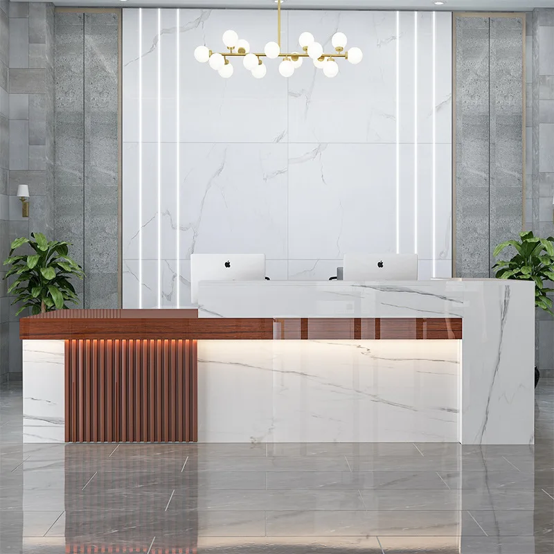 

Кассовый бар, современный простой магазин, коммерческая стойка регистрации