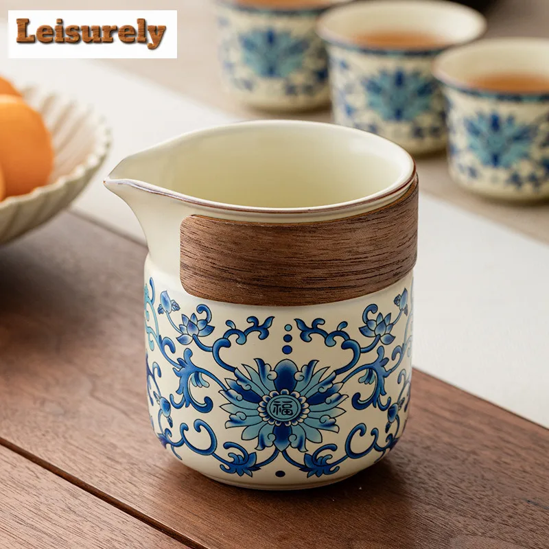 

250ml Ru Kiln Wooden Handle Handheld Tea Pitcher Tea Divider ChaHai Dispenser Justice Cup Fair Mug Teaset Craft Accessories Gift