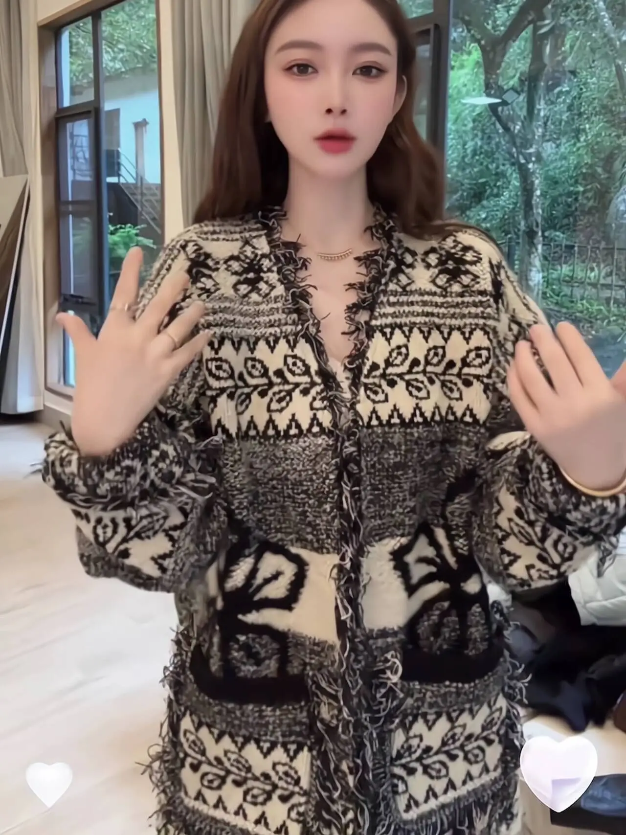 

Women's Loose Knitted Tassel Cardigan Sweater Autumn Winter Thickened Print Retro Style Open Front Design Embroidery Jacket C193