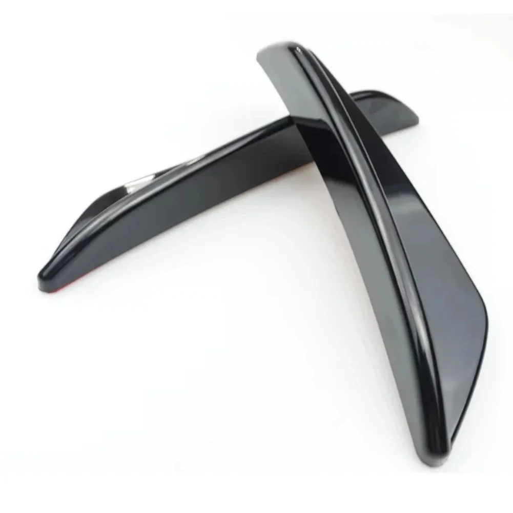 Black Front Bumper Canards Lightweight Plastic Build Carbon Fiber Pattern Quick Installation For Hot Summer Days