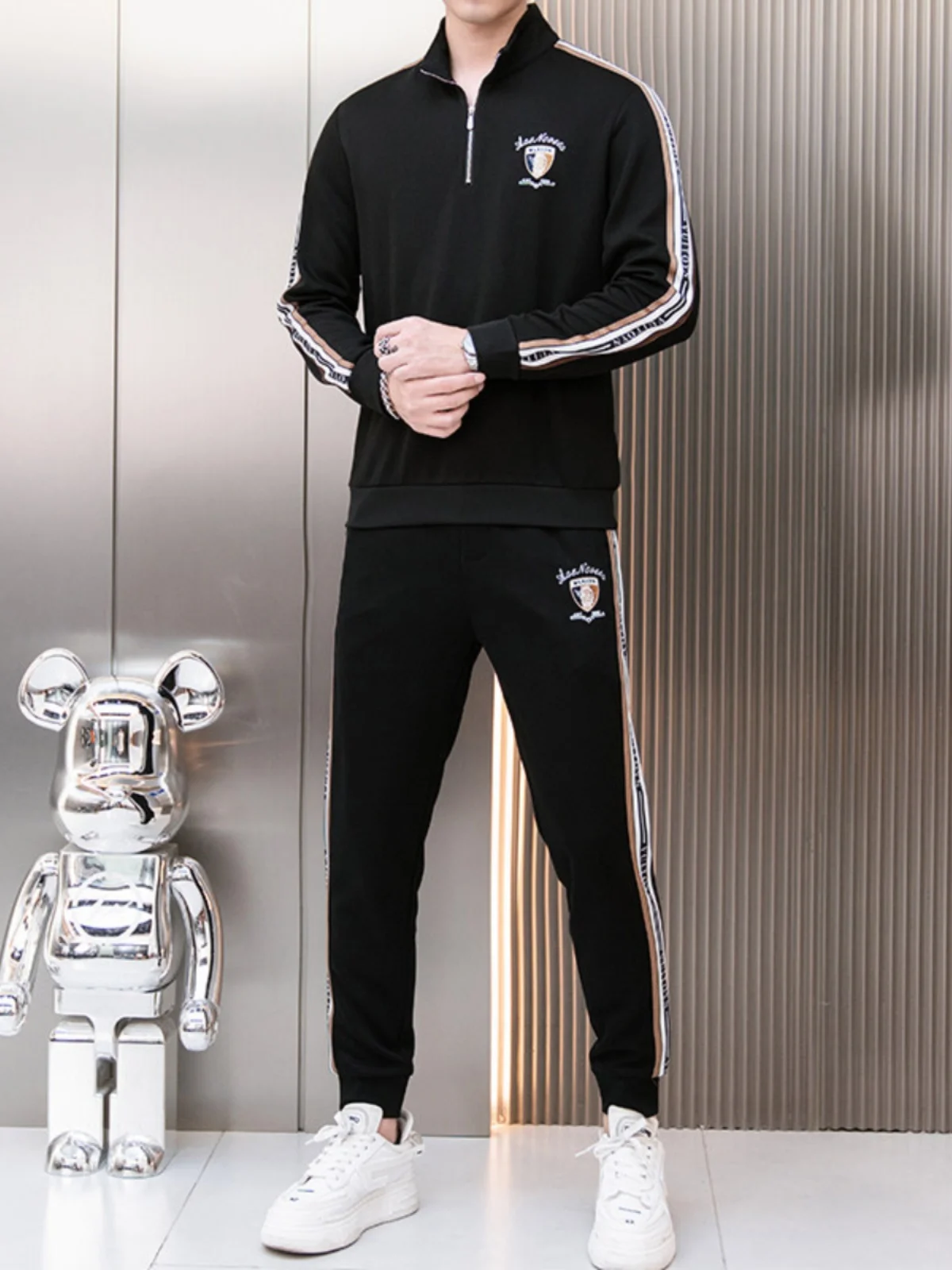 

Модный повседневный мужской комплект из и брюк с застежкой-молнией, осенний новый Sle, высококачественная смесь хлопка и полиэстера