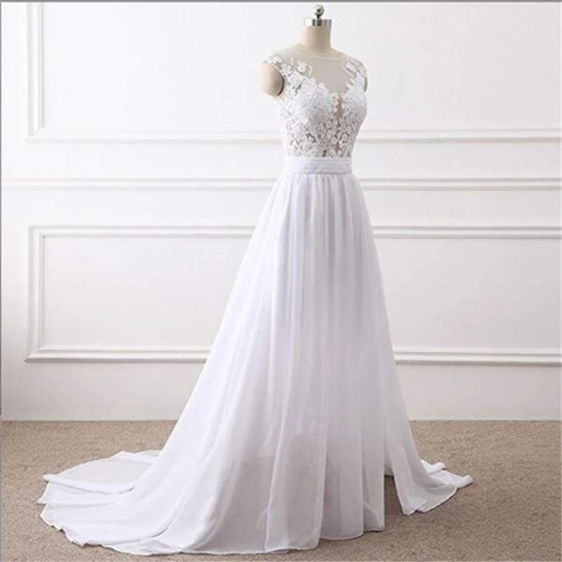 

Small white crew neck fashion sexy lace wedding dress Large dress train Holy floor dress