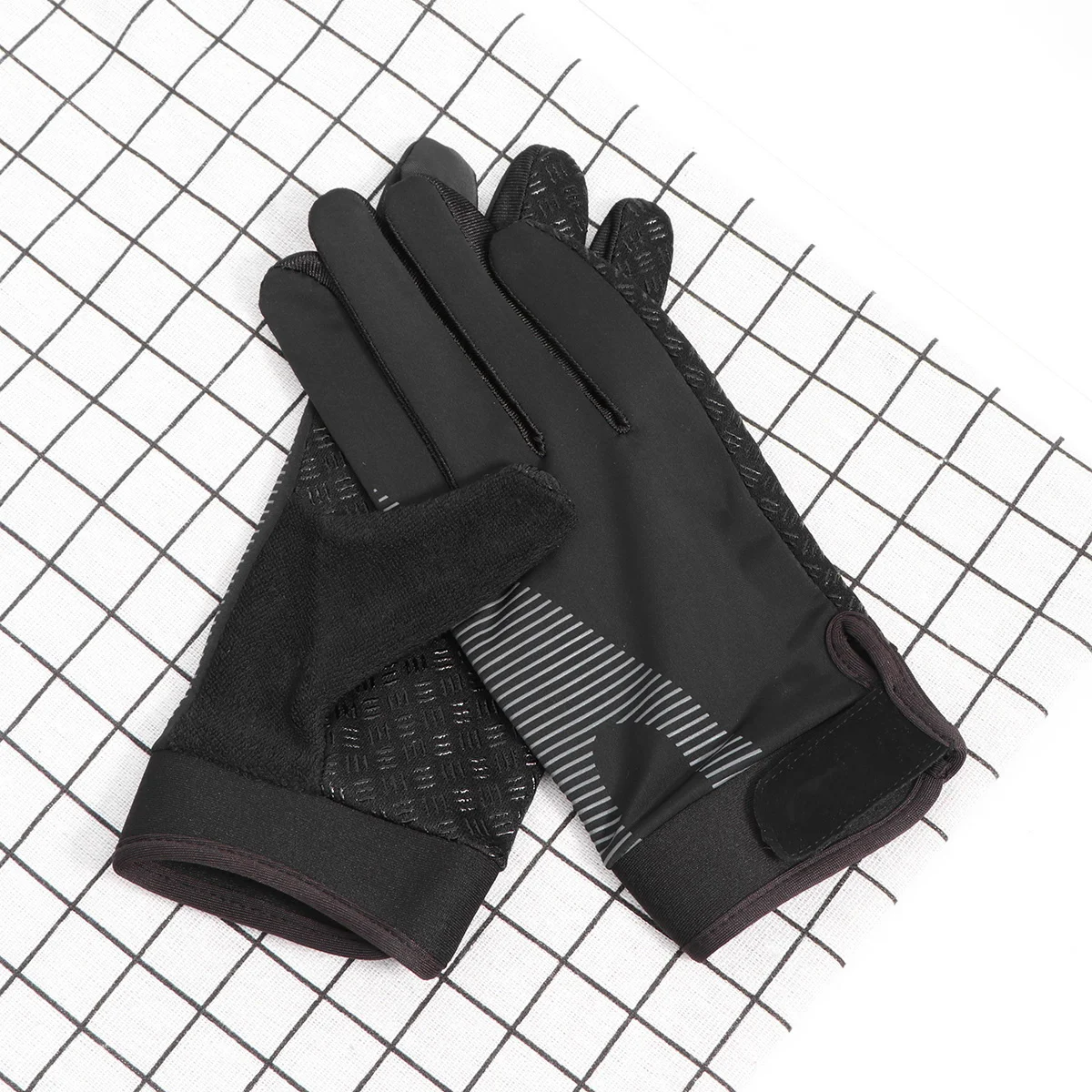 

1Pair Sun Protection Ice Silk Gloves For Diving Snorkeling Fishing Kayaking Canoeing Swimming Riding Non-Slip Water Sports