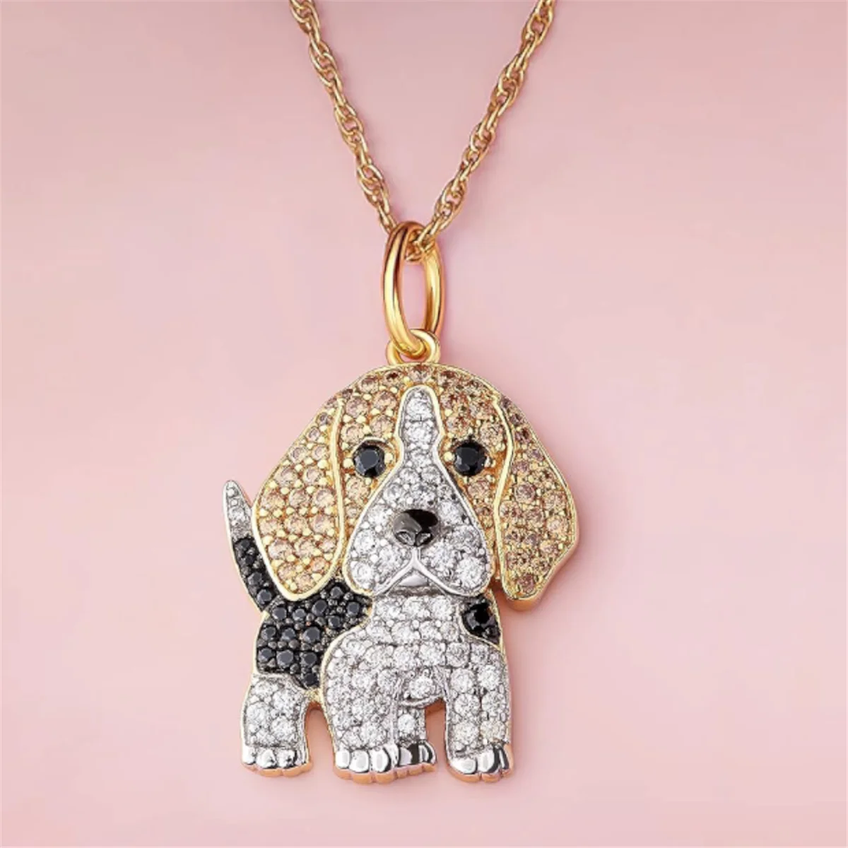 Exquisite Cute Beagle Pendant Necklace for Women Elegant Pet Puppy Jewelry Animal Accessories Birthday Gifts for Dog Lovers