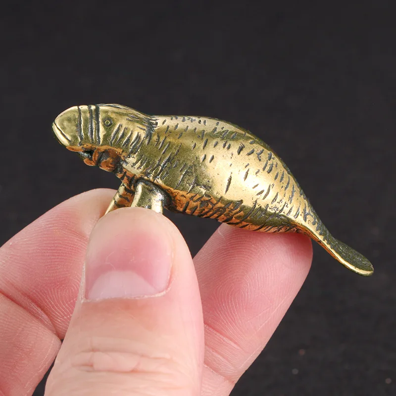 1 PC Vintage Brass Sea Lion Ornament Study Office Desk Decor Cute Playful Hand Play Piece Craft Creative Copper Animal Miniature