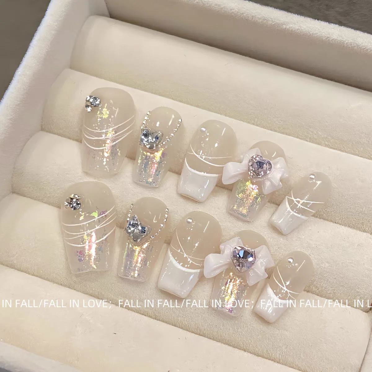 3D Aurora Bow Temperament Gentleness Nude Hand-worn Nail Nail Press on Nails