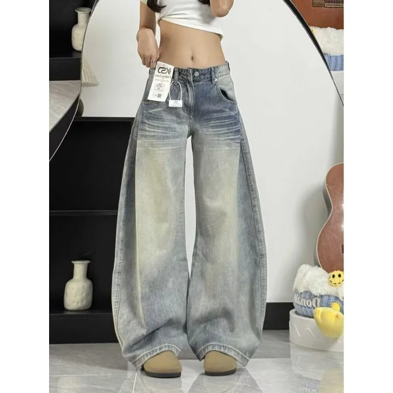 جينز أزرق فاتح عتيق للنساء 2025 ربيع خريف جديد غير رسمي فضفاض مستقيم الساق مغسول بنطال ذو قصة أرجل واسعة