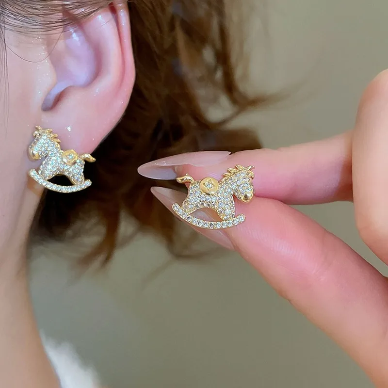 

Minar Temperament Spark CZ Cubic Zirconia Cartoon Horse Coin Pendant Stud Earrings for Women Real Gold Plated Copper Jewelry