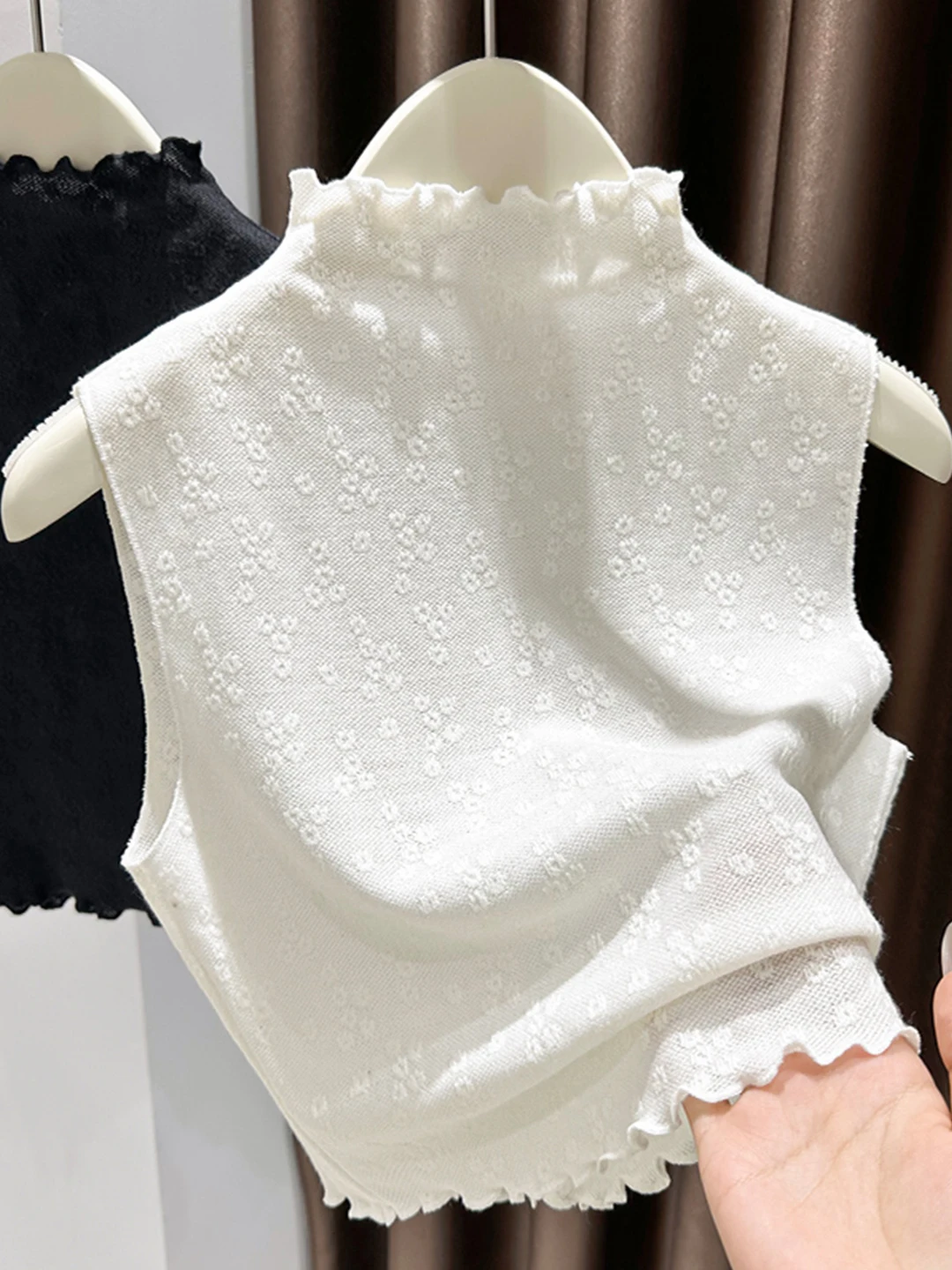 Elegante Top Corto de Encaje sin Mangas para Mujer, Camiseta Interior de Cuello Medio Alto para Otoño, Camisa Base en Capas, Chaleco Ajustado con Tirantes Anchos y Pecho Ancho