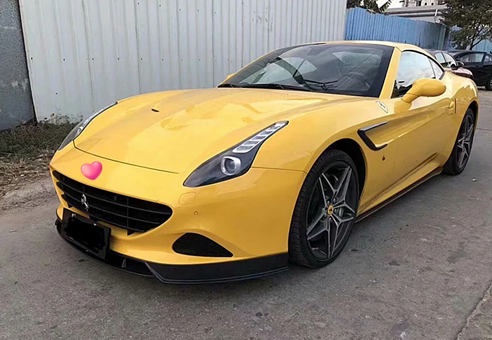 

Для Ferrari California модификация переднего бампера из углеродного волокна в стиле H, боковые юбки, задний диффузор, задний спойлер, комплект кузова