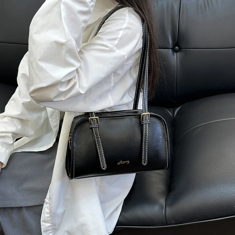 

2025 Korean Retro Bowling Bag Large Capacity Leather Shoulder Bag for Women Fashion Underarm Shoulder Bag Trendy Crossbody Tote