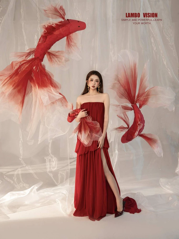

New Year Red Portrait Art Costume Fish Theme Retro Chinese Style Photography Studio Ambiance Sensation Individual Photo Artwear