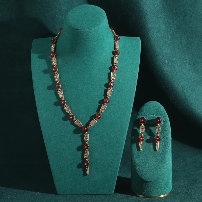 

Vintage Jewelry Sets Glass Long Pendent Red Necklaces Natural Stone Drop Earrings Antique Gold Plated High Brand Luxury 2026 New