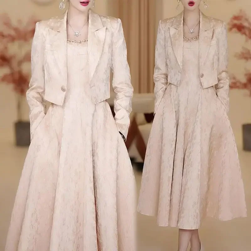 

New high-end slim fit camisole dress+fashionable suit jacket Fashionable Chinese style retro autumn and winter