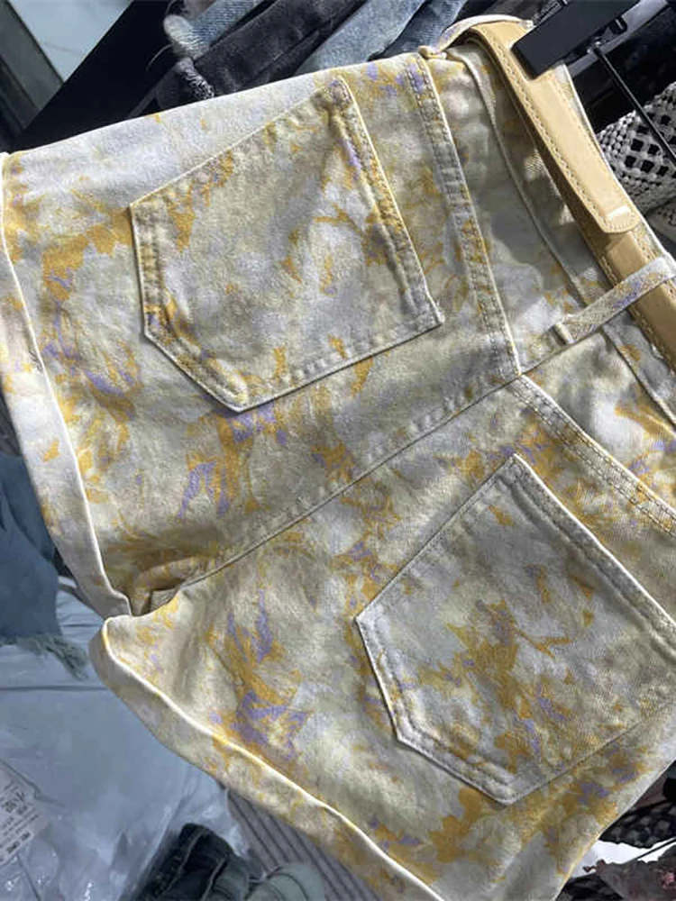 Vintage Print Yellow Denim Shorts Women Summer New High Waist A-line Hot Girls Style Hot Pants Fashion Niche Curled Shorts