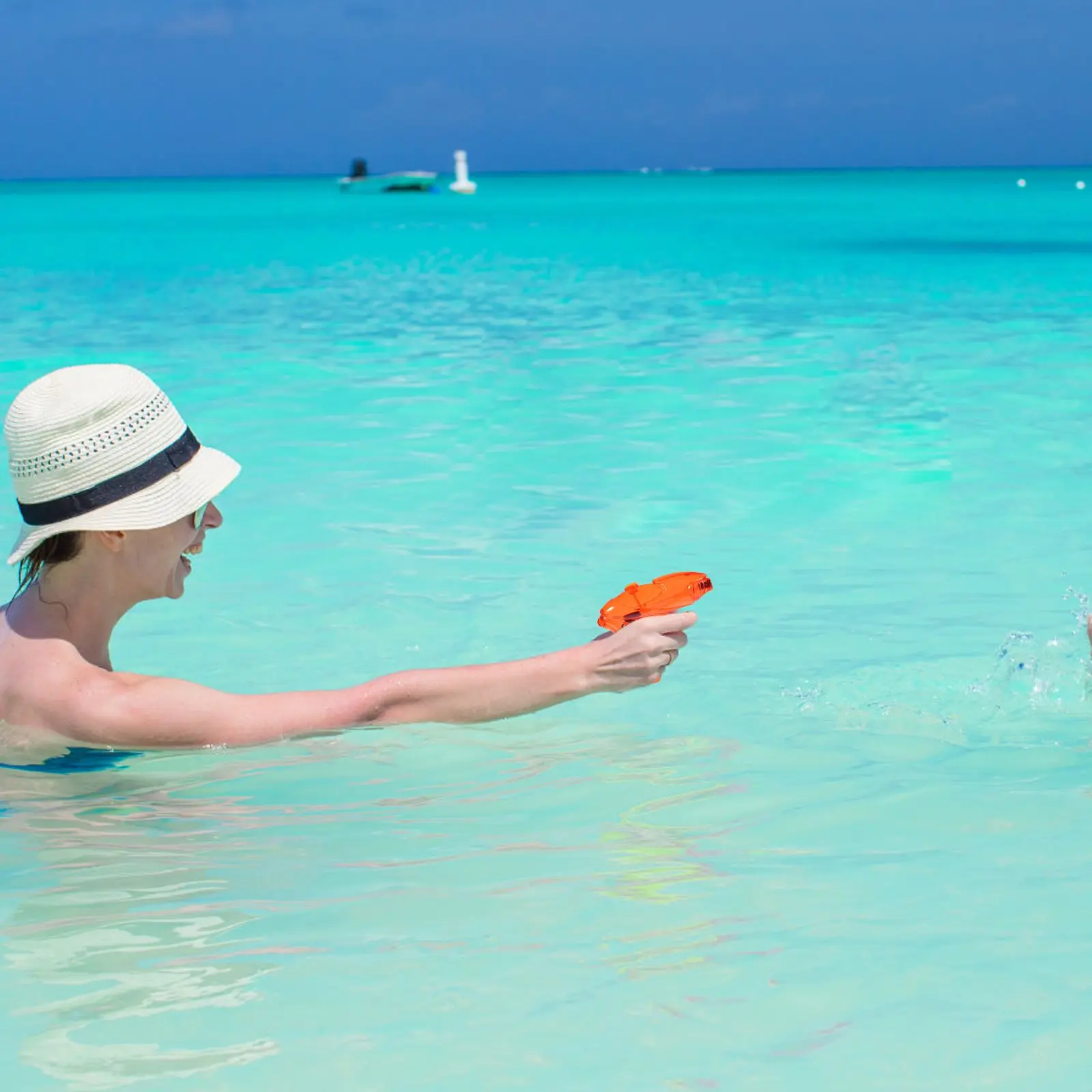 4個入り ジェットウォーターガン 軽量おもちゃ プールパーティー用品 シューター 夏用 可愛いおもちゃ 子供用 小型ABS製 水遊び ビーチギフト