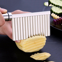 Stainless Steel Potato Chip Slicer Crinkle Cutter Knife Dough Vegetable Fruit Potato Crinkle Wavy Slicer Knife French Fry Slicer