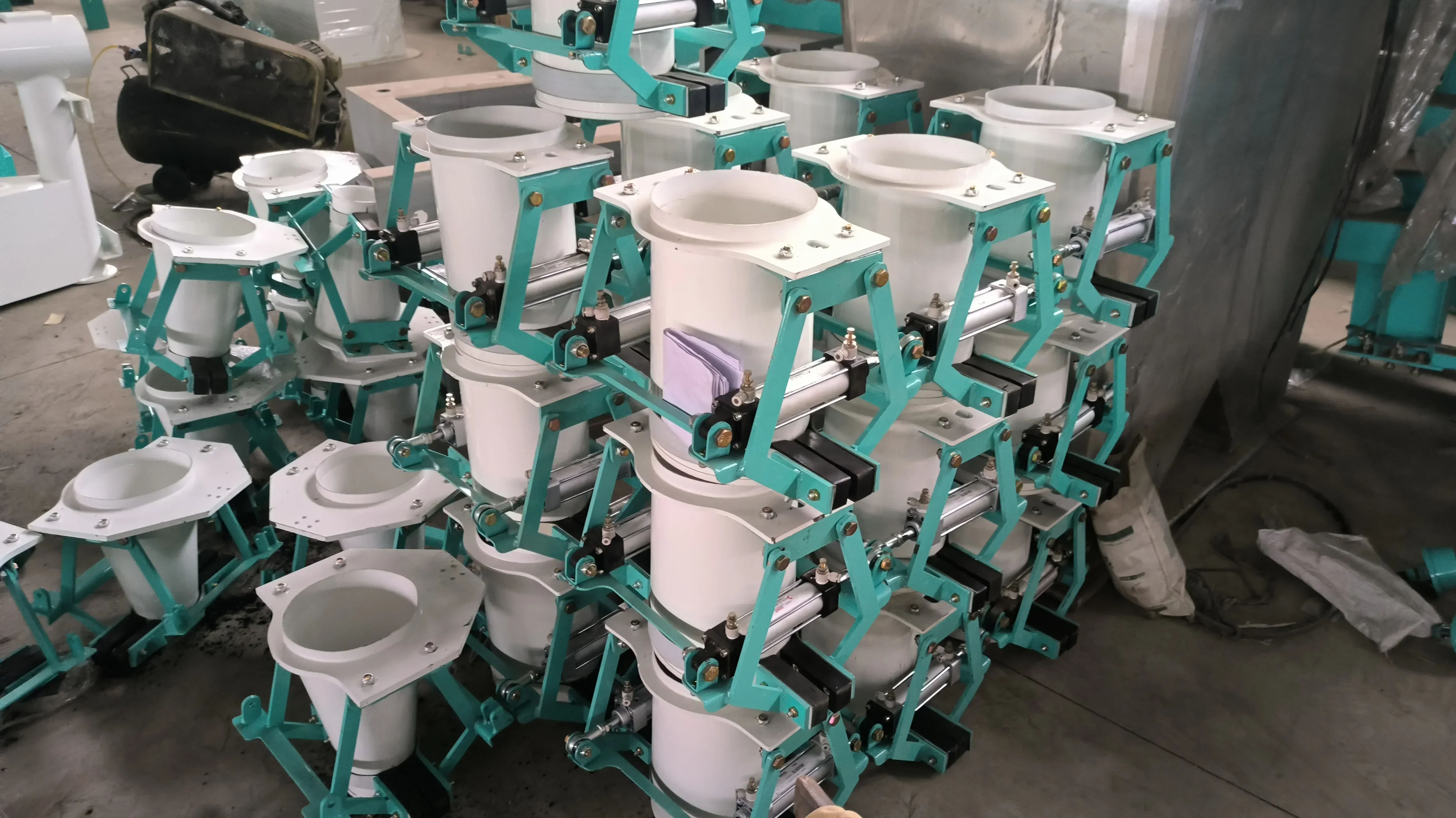 عرض فيديو مجاني آلة تعبئة دقيق الذرة والذرة والذرة آلة تعبئة الحبوب وزنها آلة التعبئة والتغليف / آلة تعبئة الدقيق برأس مزدوج #6